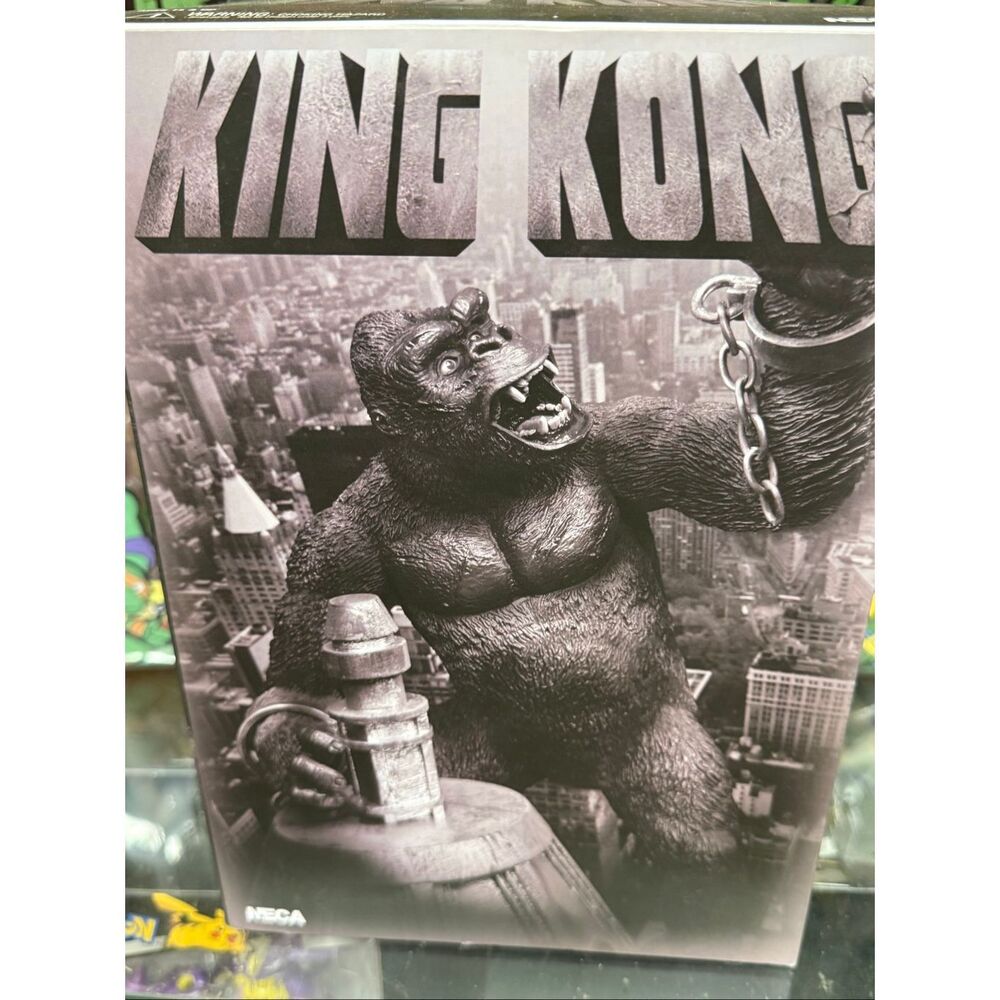 King Kong Deluxe Action Figure NECA Classic Movie Collectible w/ Accessories